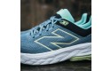 Thumbnail of new-balance-860-v142_788990.jpg