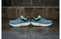 Thumbnail of new-balance-860-v142_788994.jpg