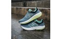Thumbnail of new-balance-860-v142_788997.jpg