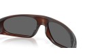 Thumbnail of oakley-neoforma1_812378.jpg