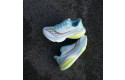 Thumbnail of saucony-endorphin-azura1_792390.jpg