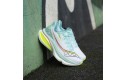 Thumbnail of saucony-endorphin-azura1_792395.jpg