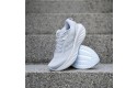 Thumbnail of saucony-triumph-22_633389.jpg