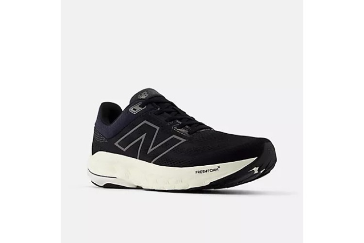 New Balance 860 v14