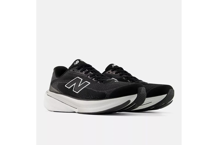 New Balance 860 v15