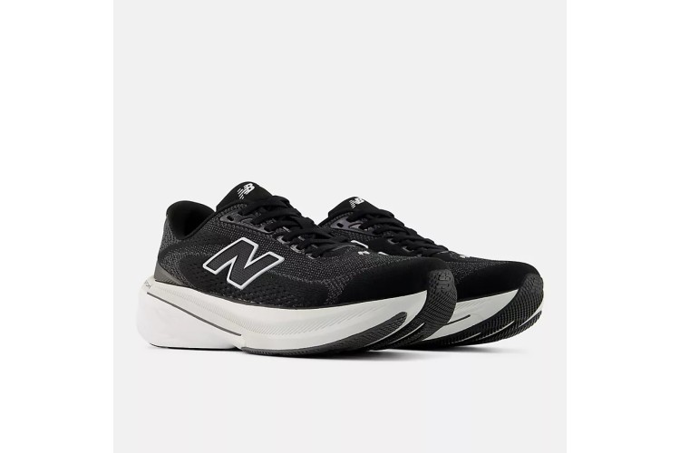 New Balance 860 v15