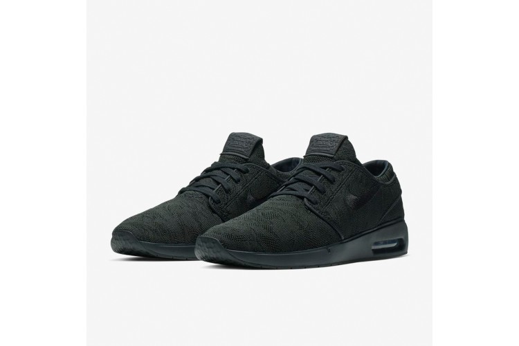 Zending Voorzichtig tiener Nike SB Air Max Stefan Janoski 2 Black / Black - Black The Nike SB Air Max  Stefan Janoski 2 hugs your foot with a breathable textile upper. A Max Air  unit