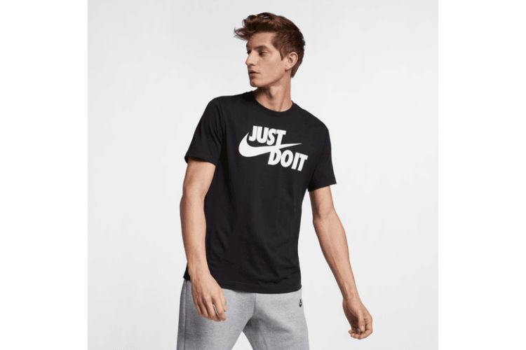 Nike Sportswear Just Do It T-Shirt Black