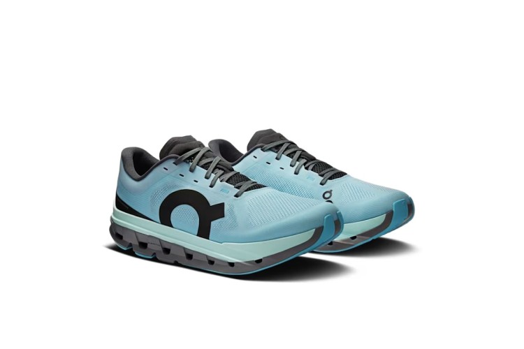 On Cloudflow 5 Arctic / Stone